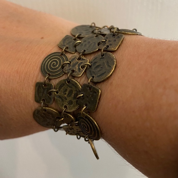 Premier Designs Bracelet - Picture 2 of 6